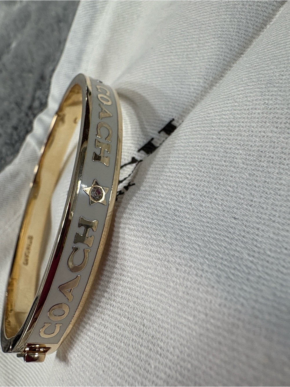 Coach Bracelet - Picture 5 of 11